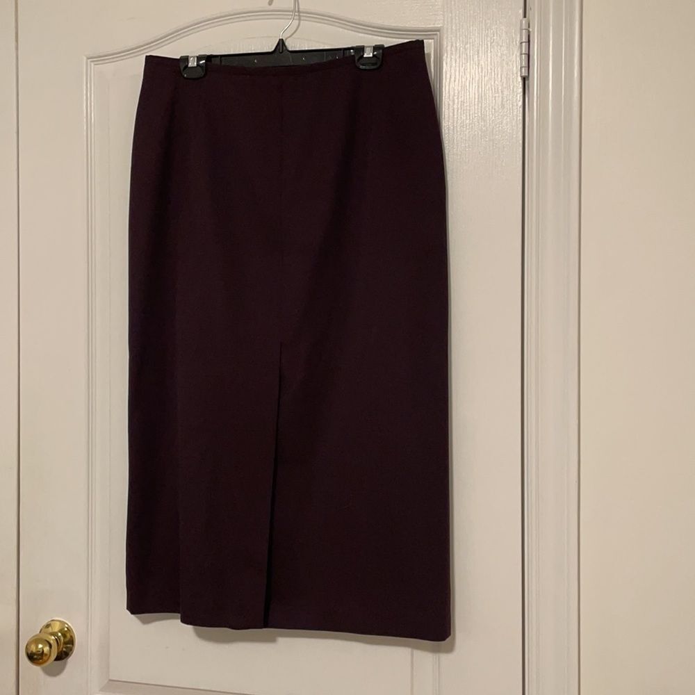 100 % Pure Virgin Wool Skirt